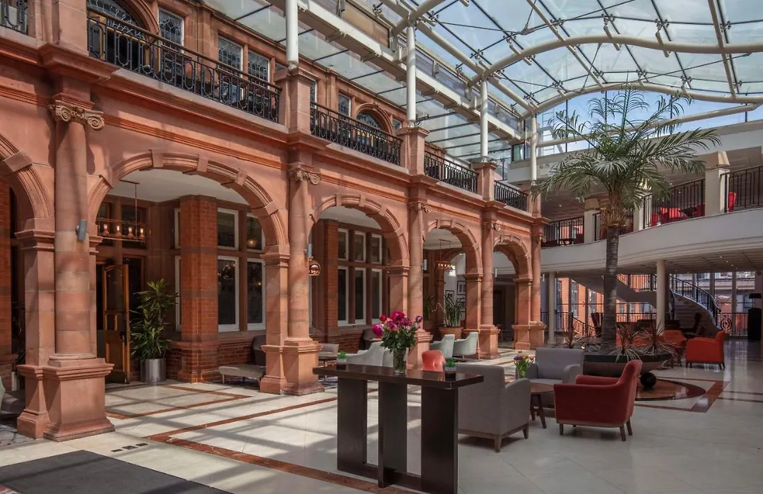 The Crown London, Worldhotels Distinctive-1