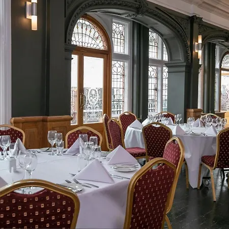 The Crown London, Worldhotels Distinctive-3